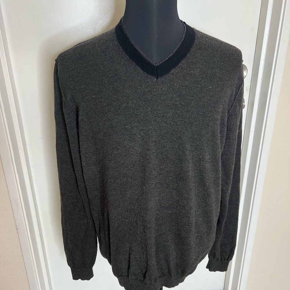 Vince Men’s Long Sleeve size XL grey